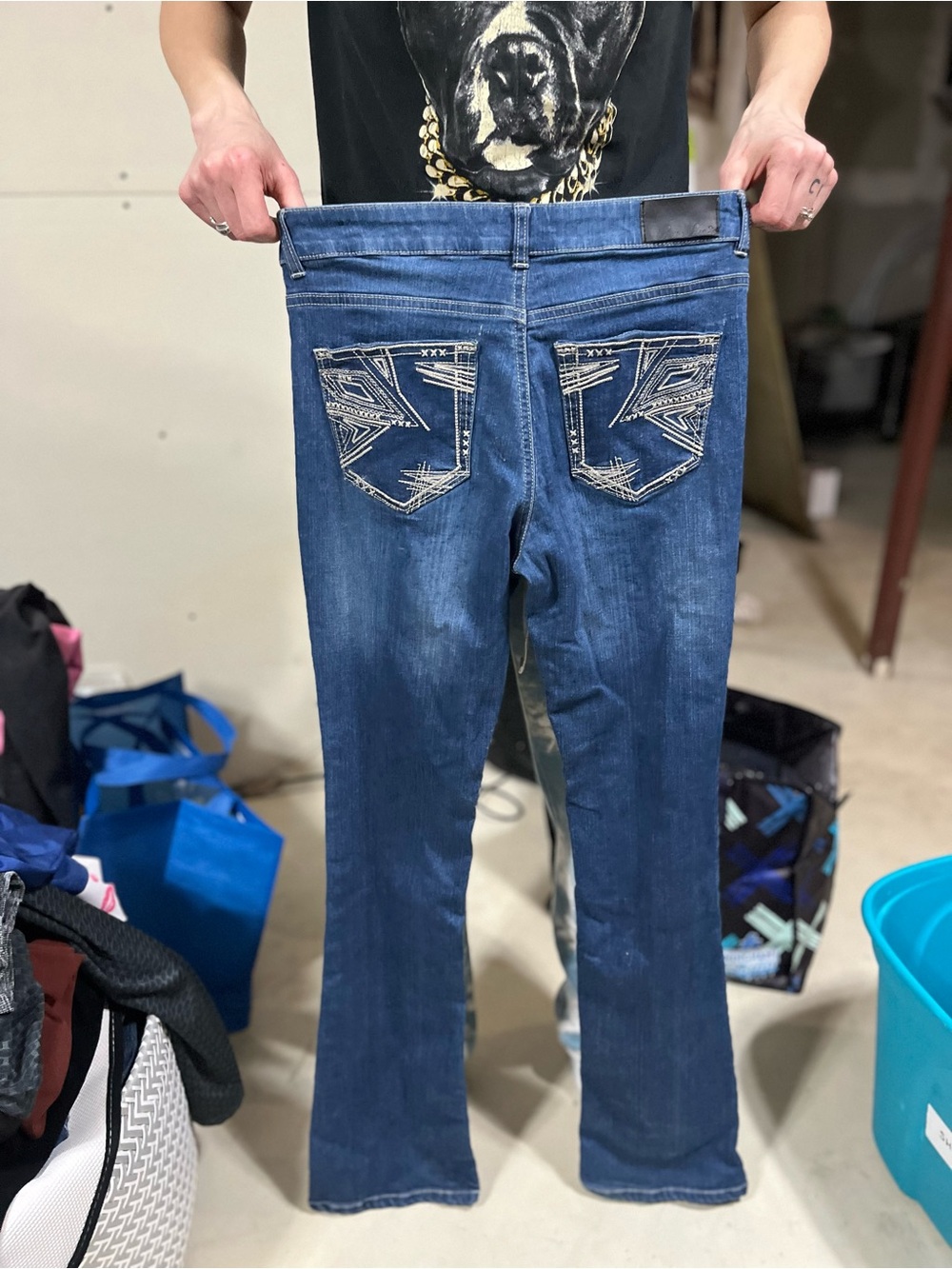 Women's Blue Embroidered Back-Pocket Flare Jeans